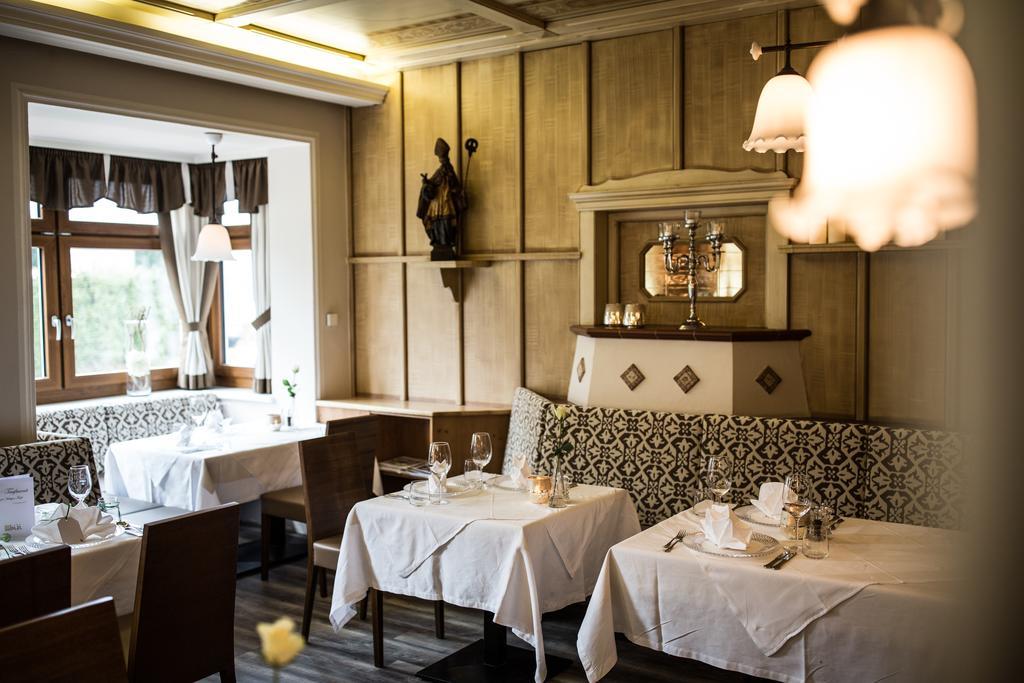 Der Walzl Hotel Lans Екстериор снимка